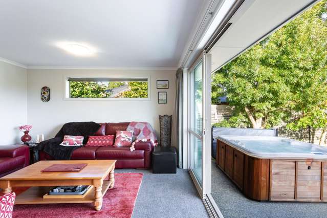 14 Magazine Road, Wingatui Mosgiel_3