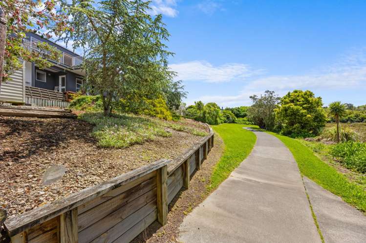 17 Davita Place Farm Cove_36