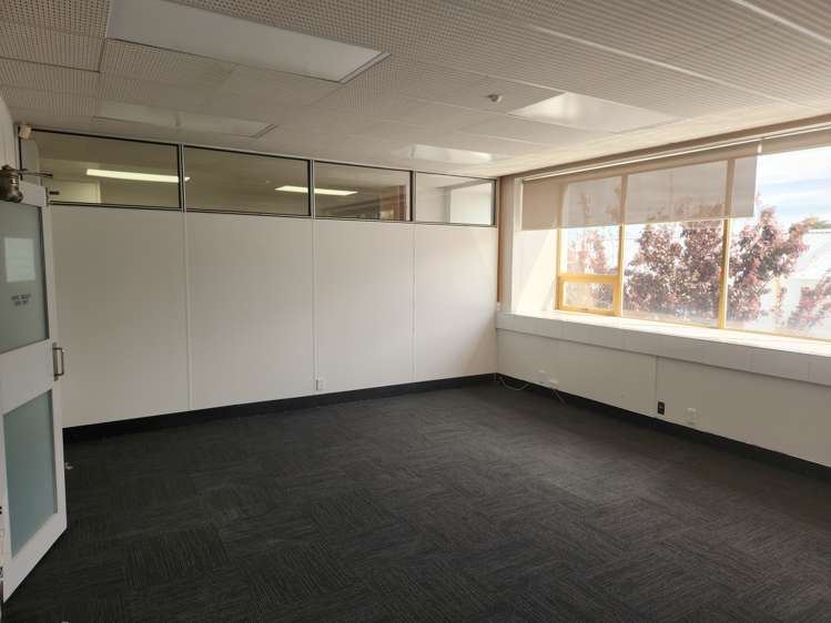 Office 7/14-18 Seddon Street Pukekohe_2
