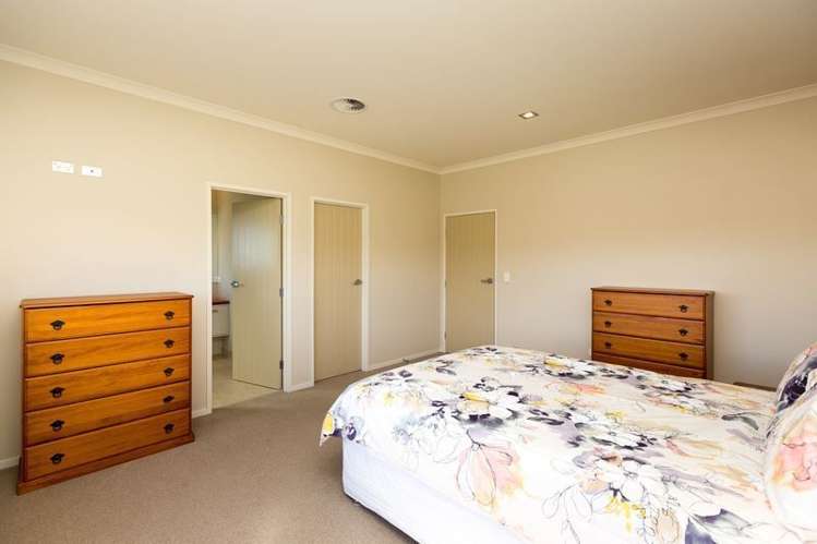 32 Links Drive Waiwhakaiho_39