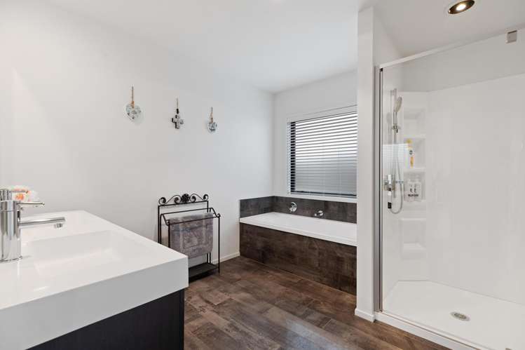 6 Omapere Lane Pyes Pa_16