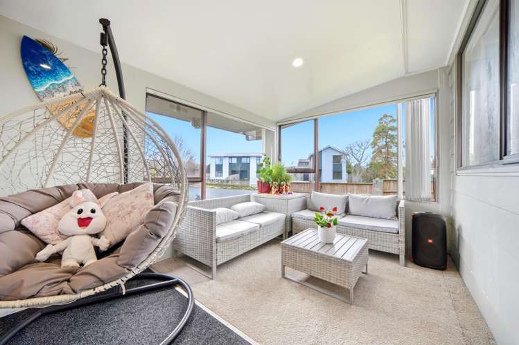 2 Arodella Crescent Ranui_12