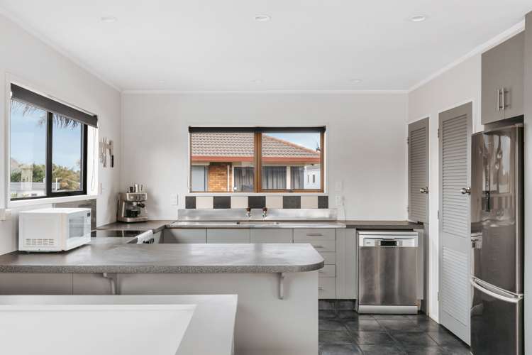 44b Oceanbeach Road Mount Maunganui_12