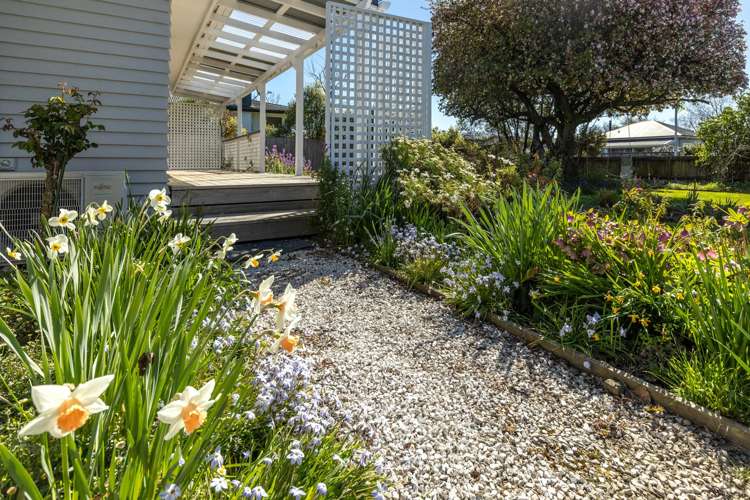 35 High Street Renwick_34