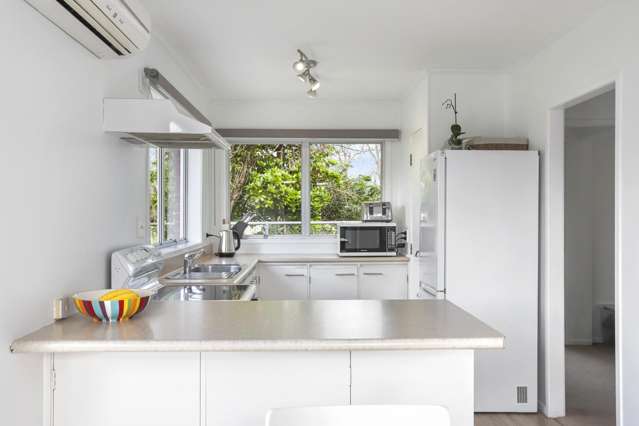 2/185 Swanson Road Henderson_3