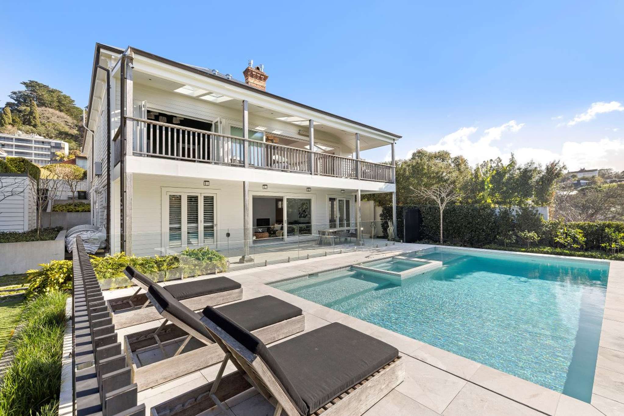 Remuera mum transforms home which she didn’t like at first into ‘the pink palace’