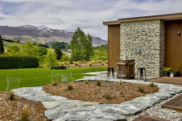 28 Frogmore lane Dalefield/Wakatipu Basin_16