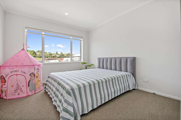 72 Karepiro Drive Stanmore Bay_11