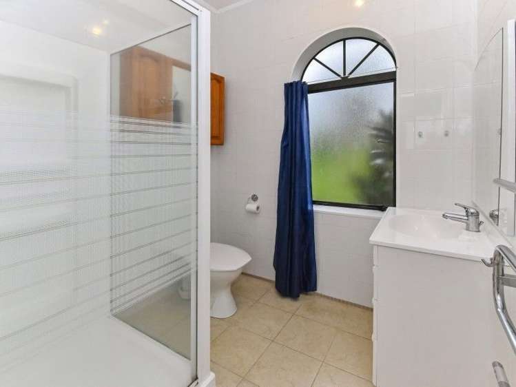 10 Ngahere Road Pukekohe_11