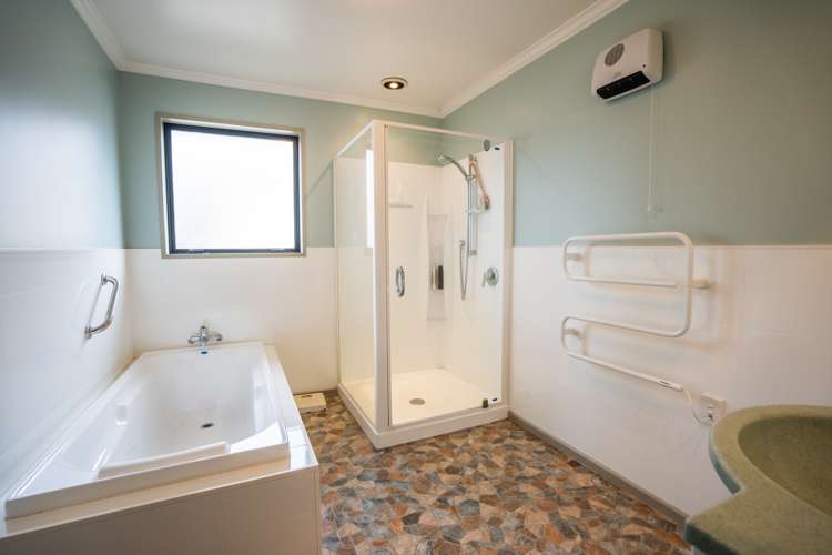 6 Queen Street Winton_9