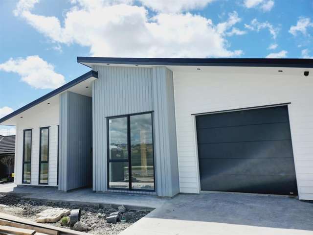 24 Spark Road Wainui_1