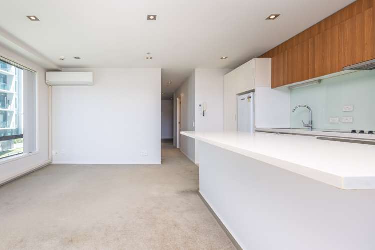 207/2 Dockside Lane Auckland Central_5