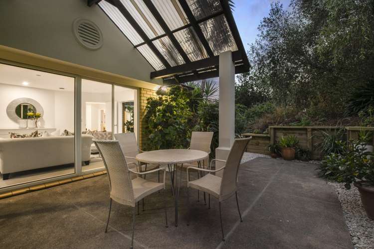 245b Hill Road The Gardens_26