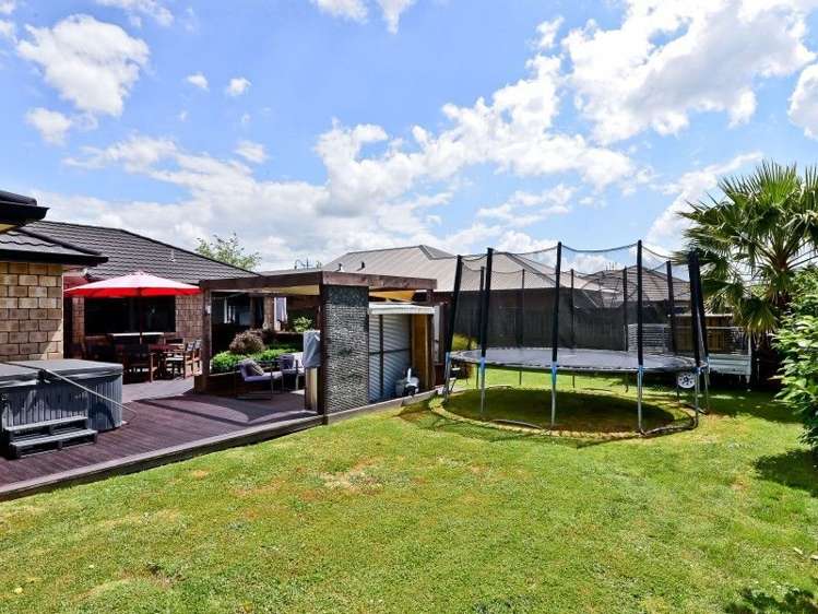 15 Holly Place Rototuna North_24