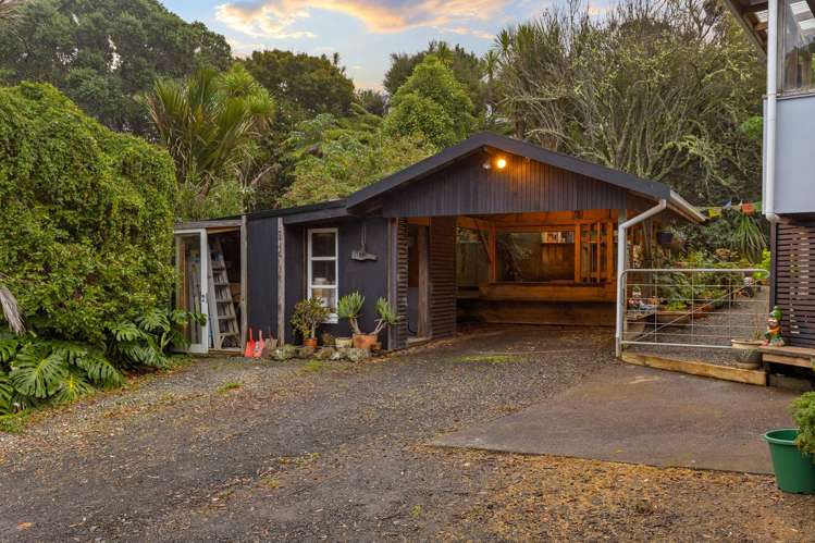 18 Tasman View Road Bethells Beach_6