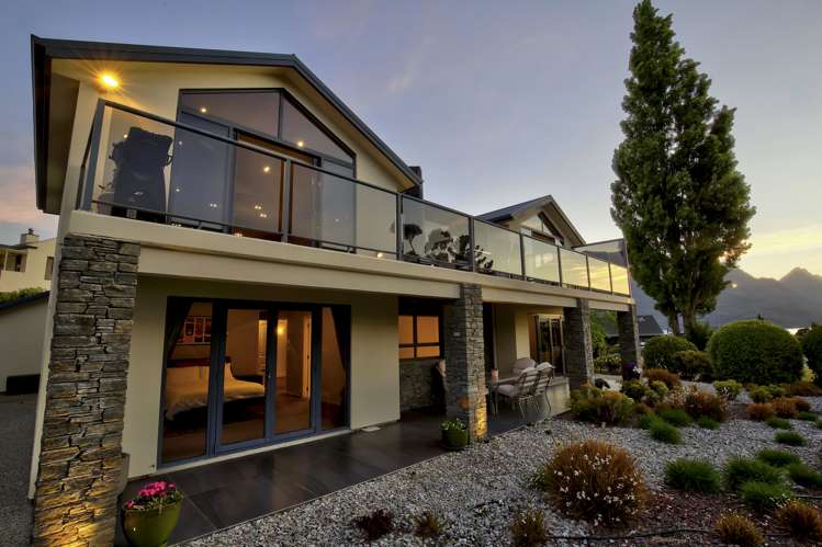 660 Peninsula Road Kelvin Heights_8