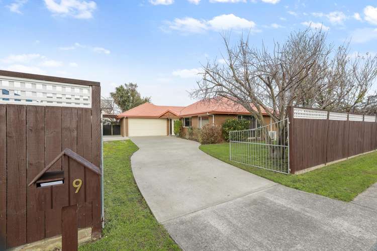 9 Farnham Drive Springlands_24