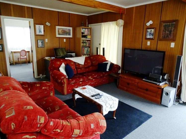 55 Thames Road Paeroa_13