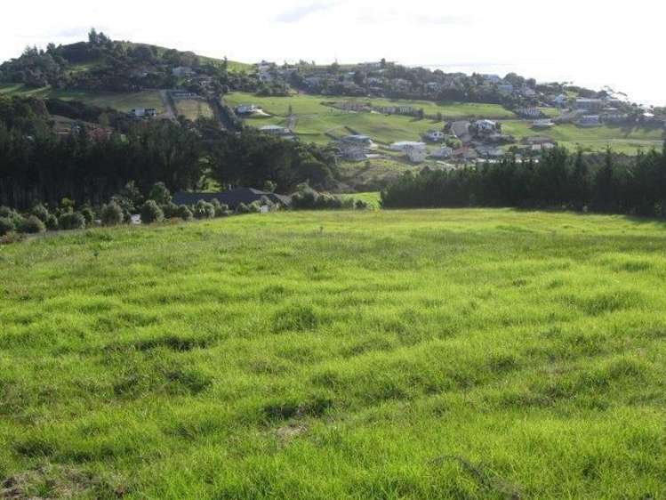 31 Pekama Drive Cable Bay_3