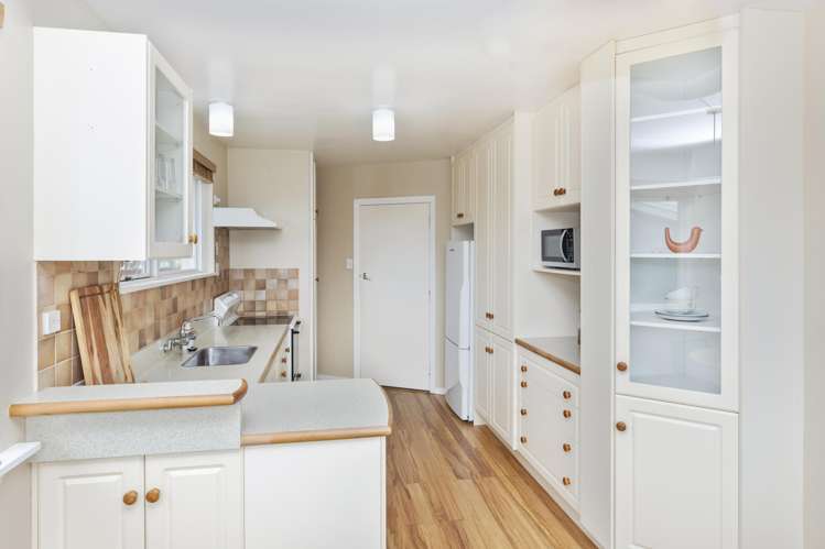 4 George Street Rolleston_9