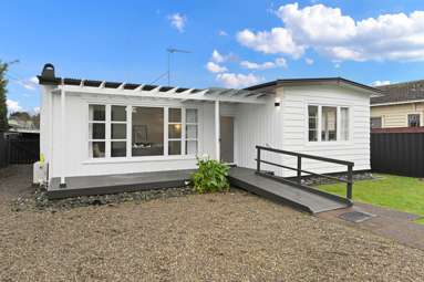 80 Tawa Street_2