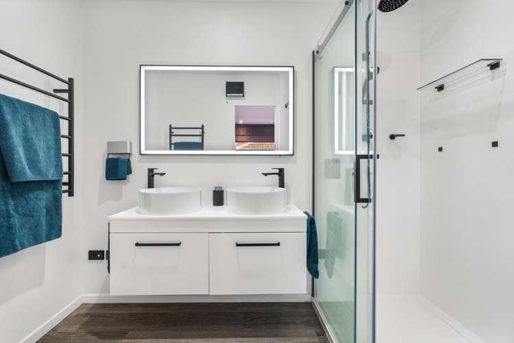 37 Vernon Drive Lincoln_16