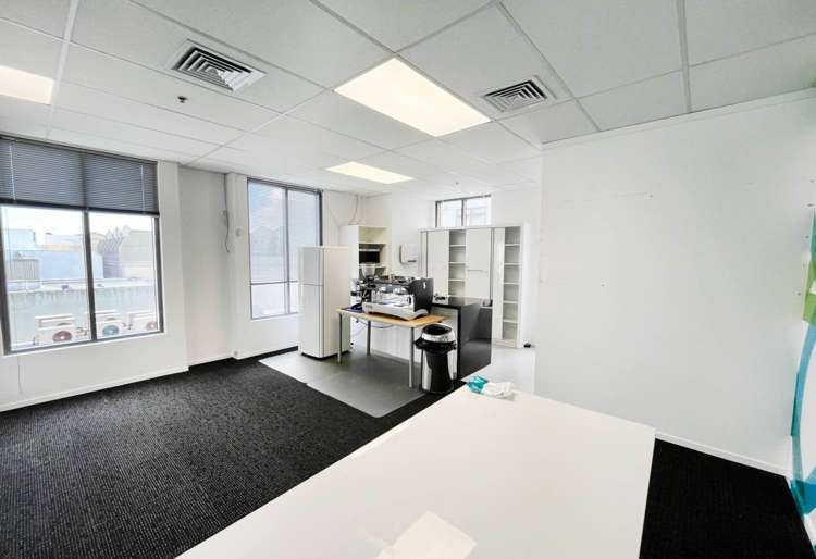182 Broadway Newmarket_4