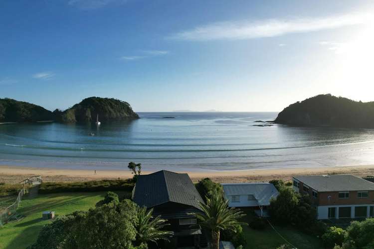 27 Waetford Road Matapouri_18