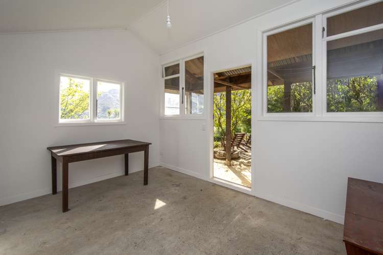 10 Gilmour Terrace Lyttelton_13