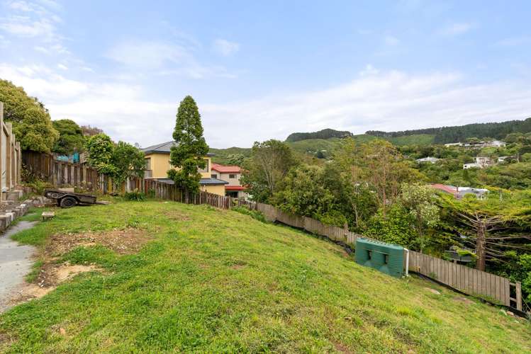 30 and 30A Ngatitoa Street Tawa_29