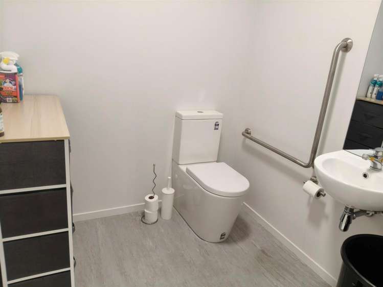 Unit 6, 123 Ingram Road Rukuhia_10