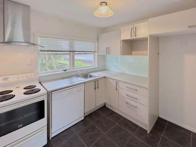 1/56 Donovan Street Blockhouse Bay_4