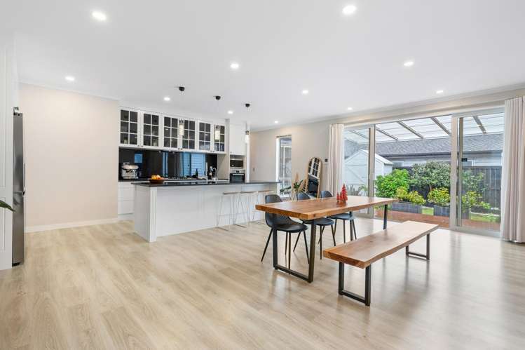 4 Tararua Street Massey_3