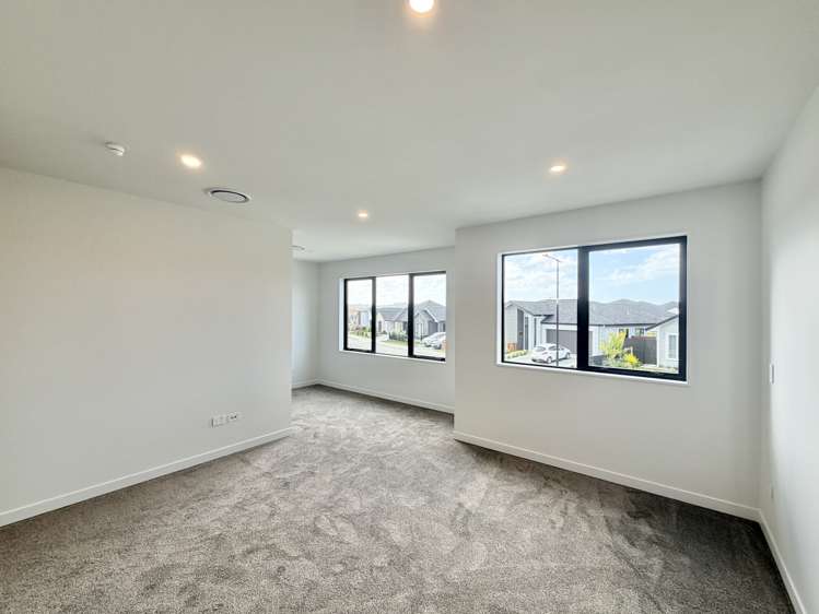 86 Tukutata Crescent Milldale_12