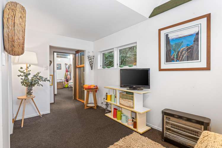 35 Sylvan Valley Avenue Titirangi_8