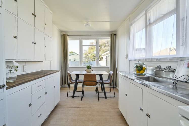 405 Montgomery Street Raureka_5