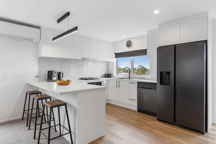 13 Broadfield Street Massey_9