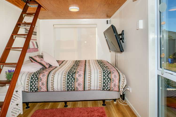 44 Cook Street Carters Beach_11