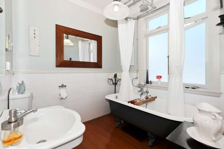 18 Rocklands Avenue Mount Eden_10