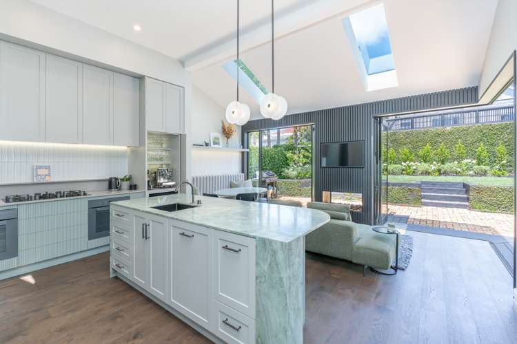 42 First Avenue Kingsland_1