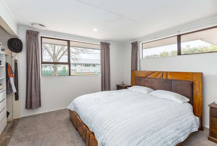 12 Lyon Street Featherston_13