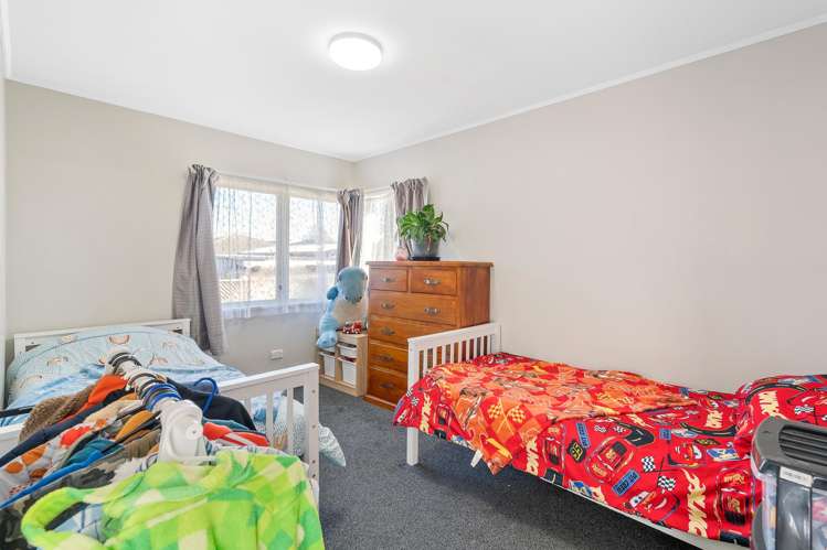 39 President Avenue Papakura_17