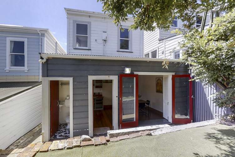 16 Dawson Street Berhampore_16