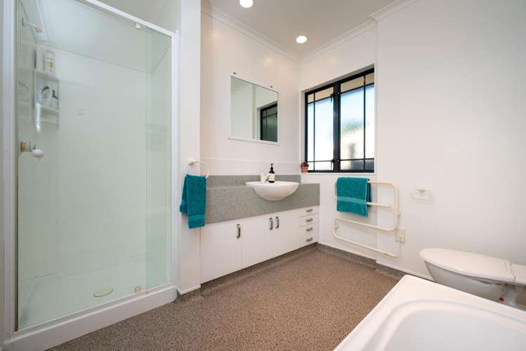 41 Hetley Crescent Taradale_15