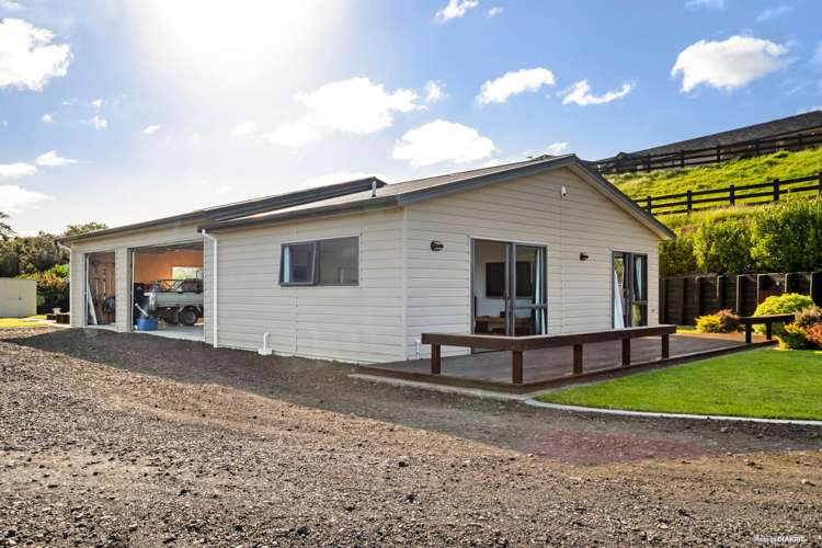 96 A Renall Road Pollok_22