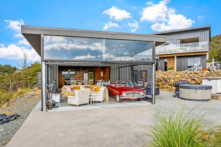 1570 Cove Road Mangawhai_38