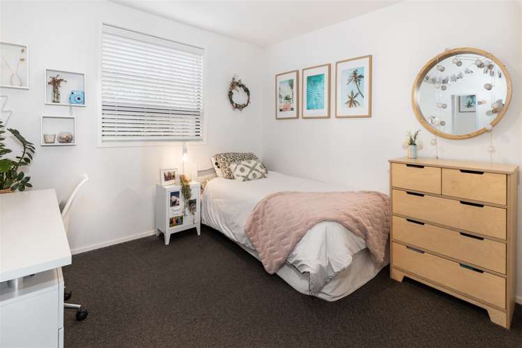 4 Piper Lane Burleigh_30