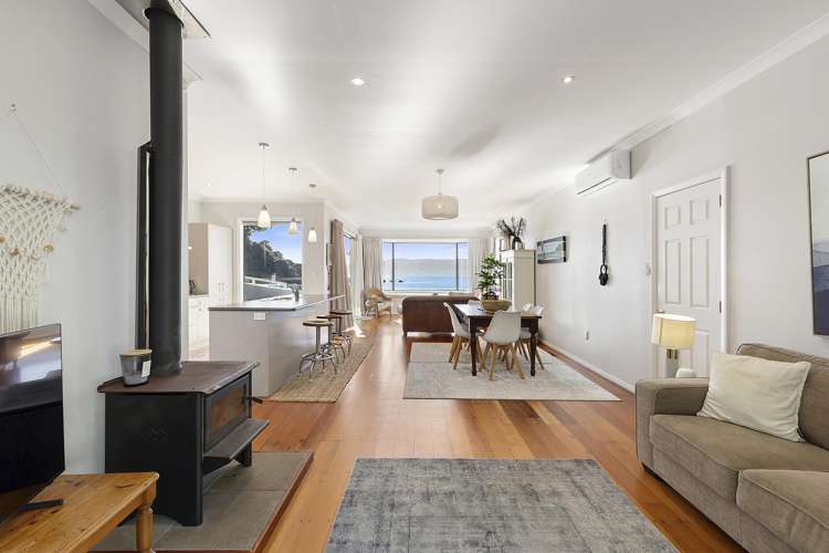 493 Karaka Bay Road Karaka Bays_12