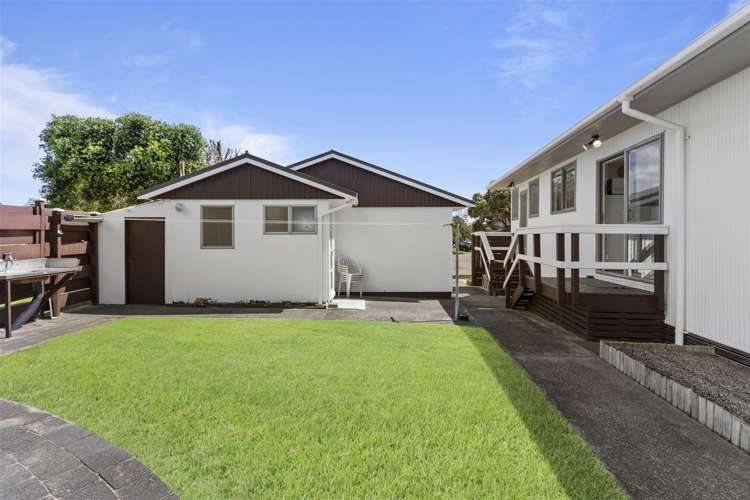 12 Champion Place Pauanui_19