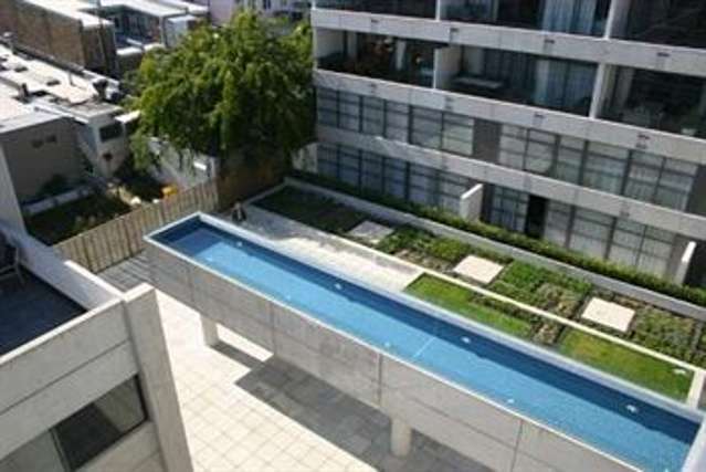 Fully furnished Parnell Apartment